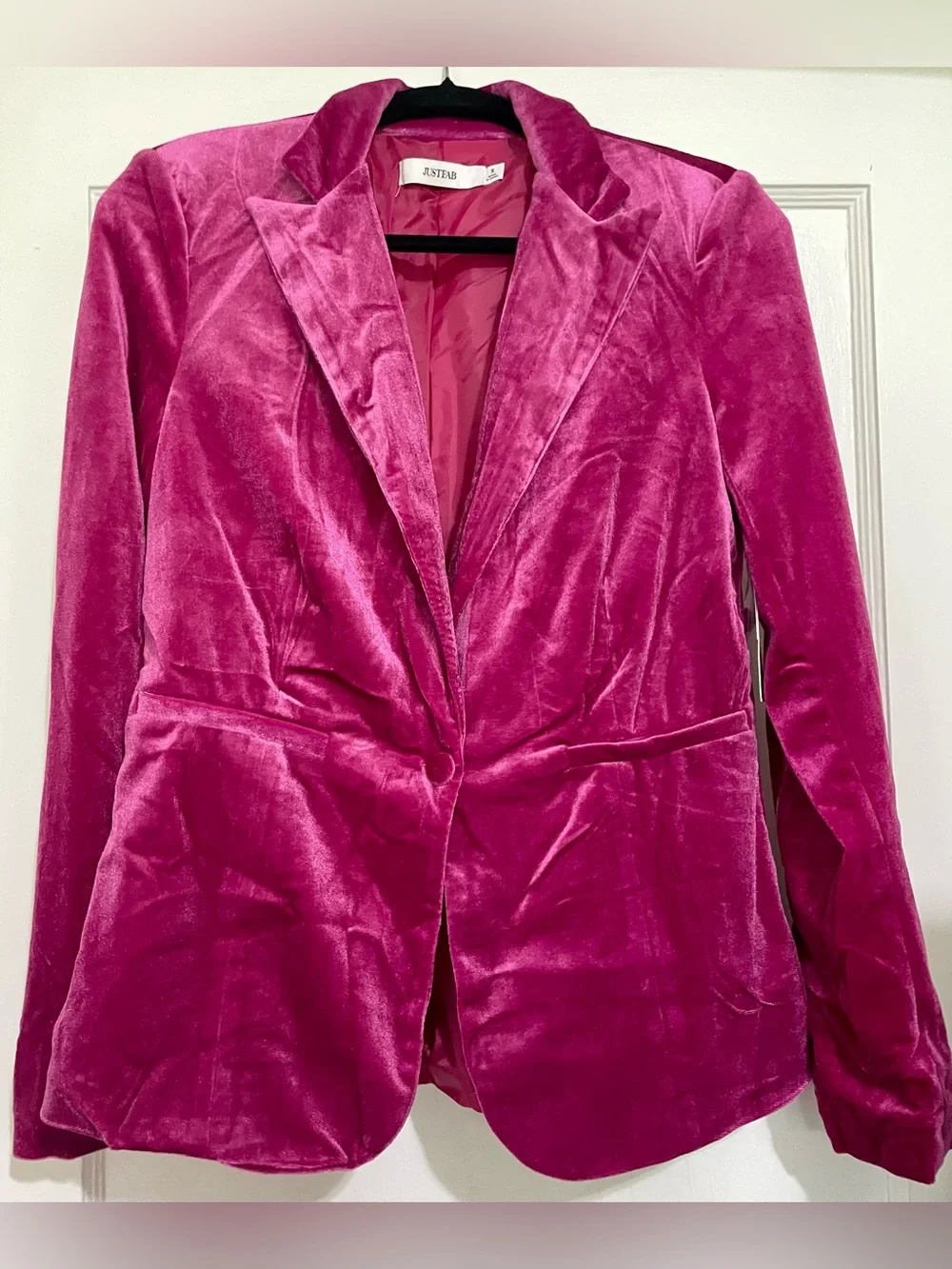 JustFab NWT Fuchsia Velvet Blazer - Picture 1 of 7